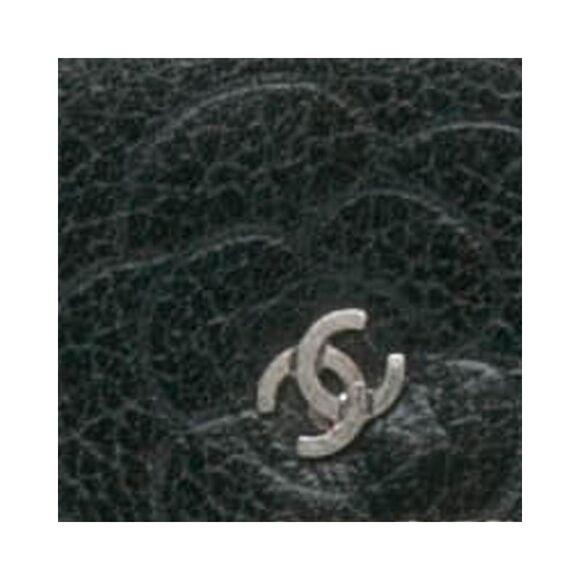 Pre Loved Chanel CC Camellia Leather Key Holder Unisex Black Keychains - Picture 8 of 8